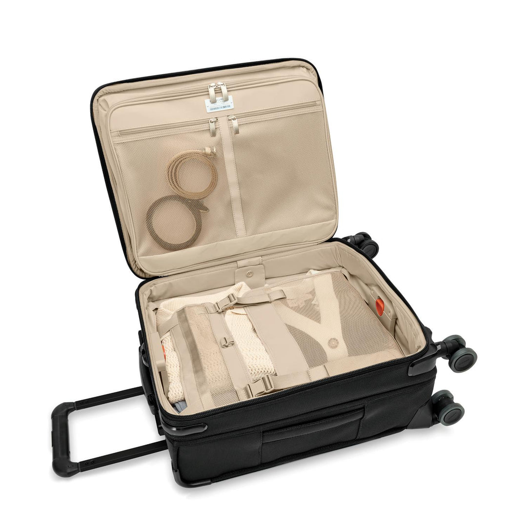 Global 21" Carry-On Expandable Spinner