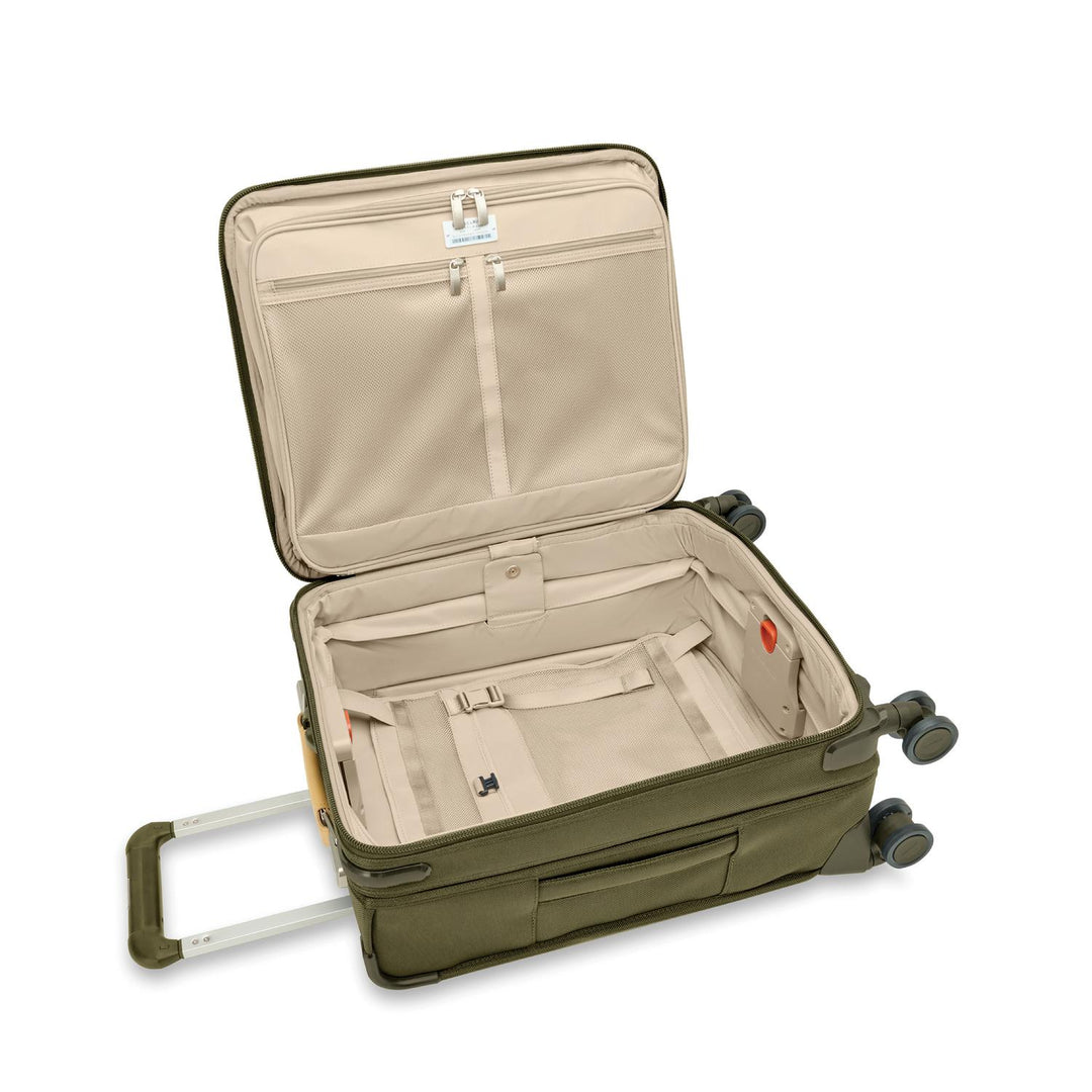 Global 21" Carry-On Expandable Spinner