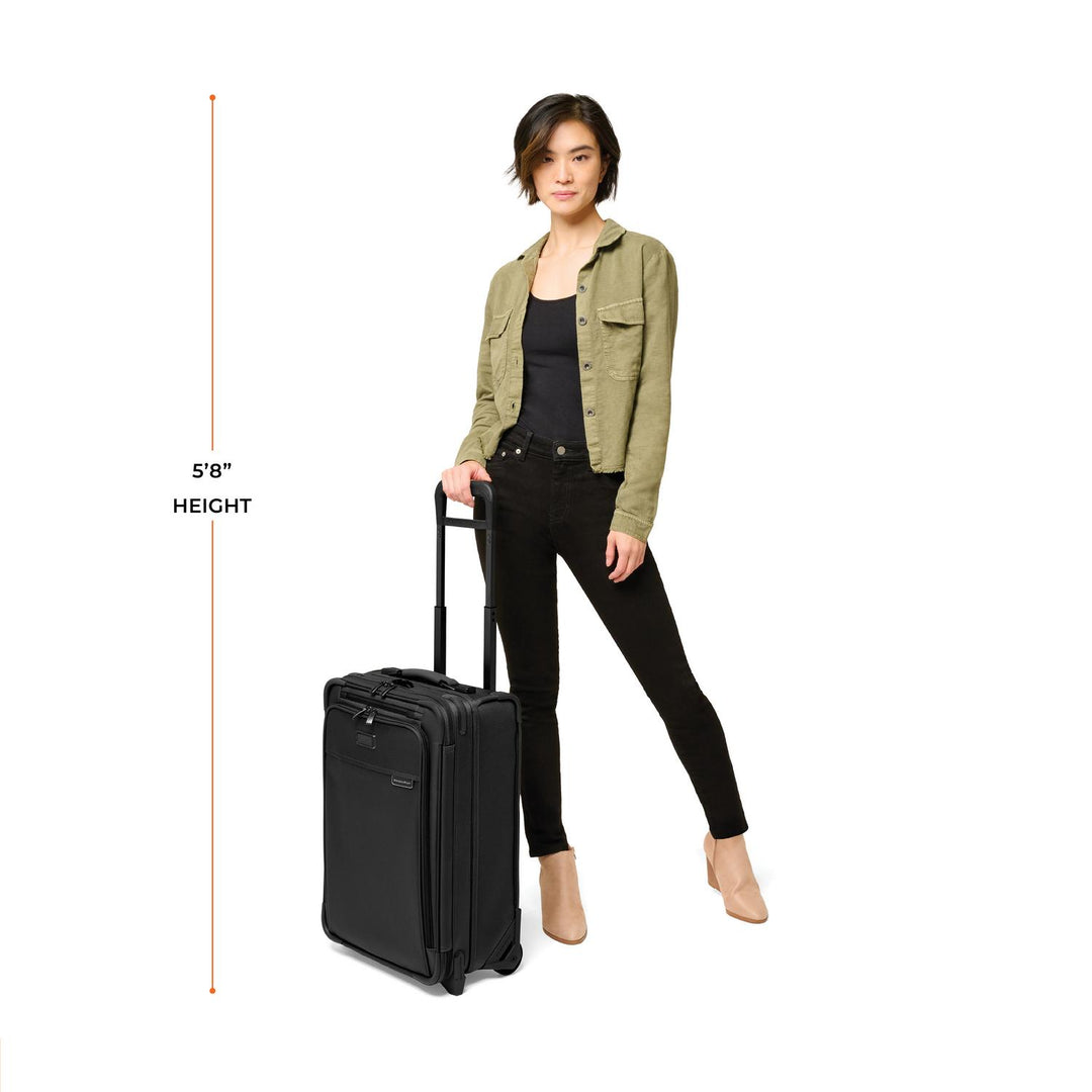 Essential 22" 2-Wheel Expandable Carry-On