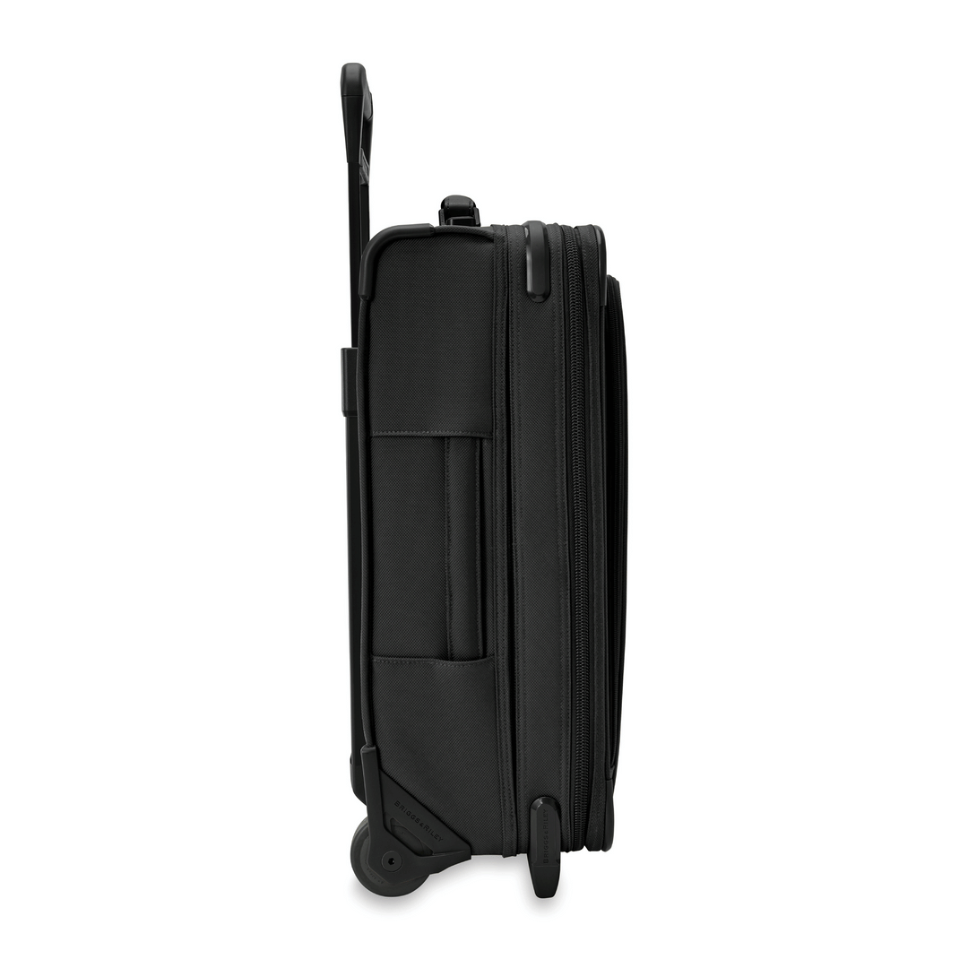 Essential 22" 2-Wheel Expandable Carry-On