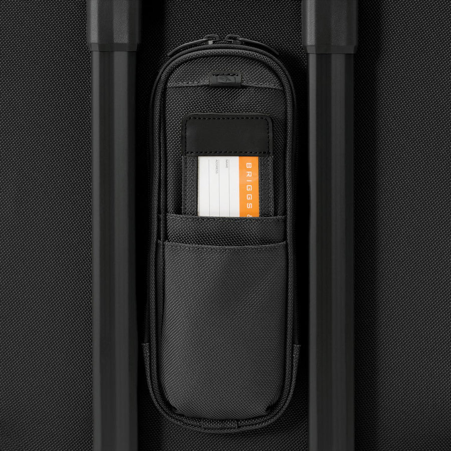Essential 22" Carry-On Expandable Spinner