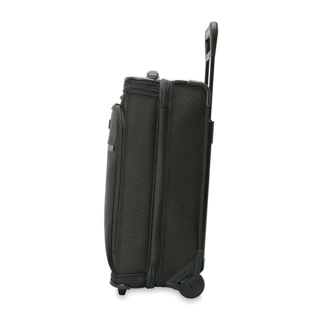22" Carry-on 2-Wheel Garment Bag