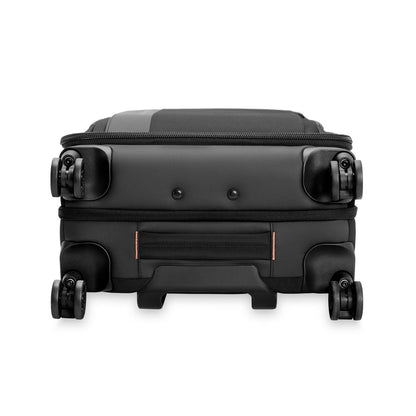 Global 21" Carry-on Expandable Spinner